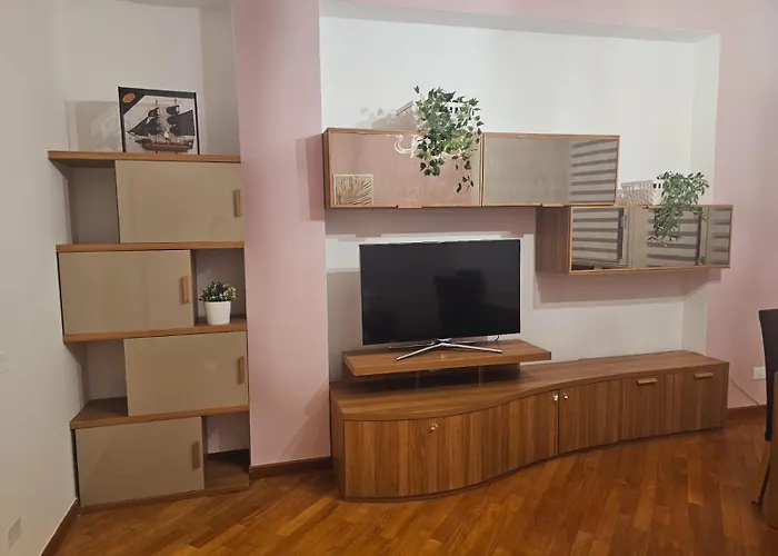Queen Chic Apartment 2