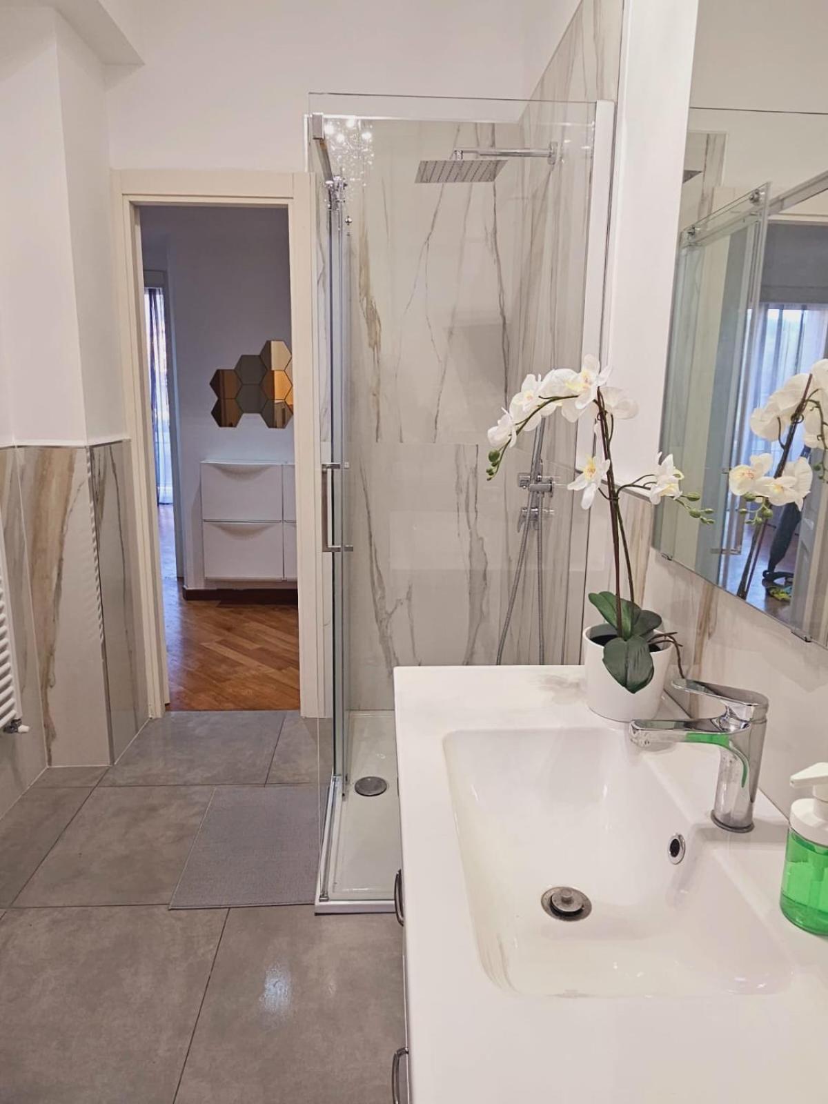 Queen Chic 2 Apartment La Spezia