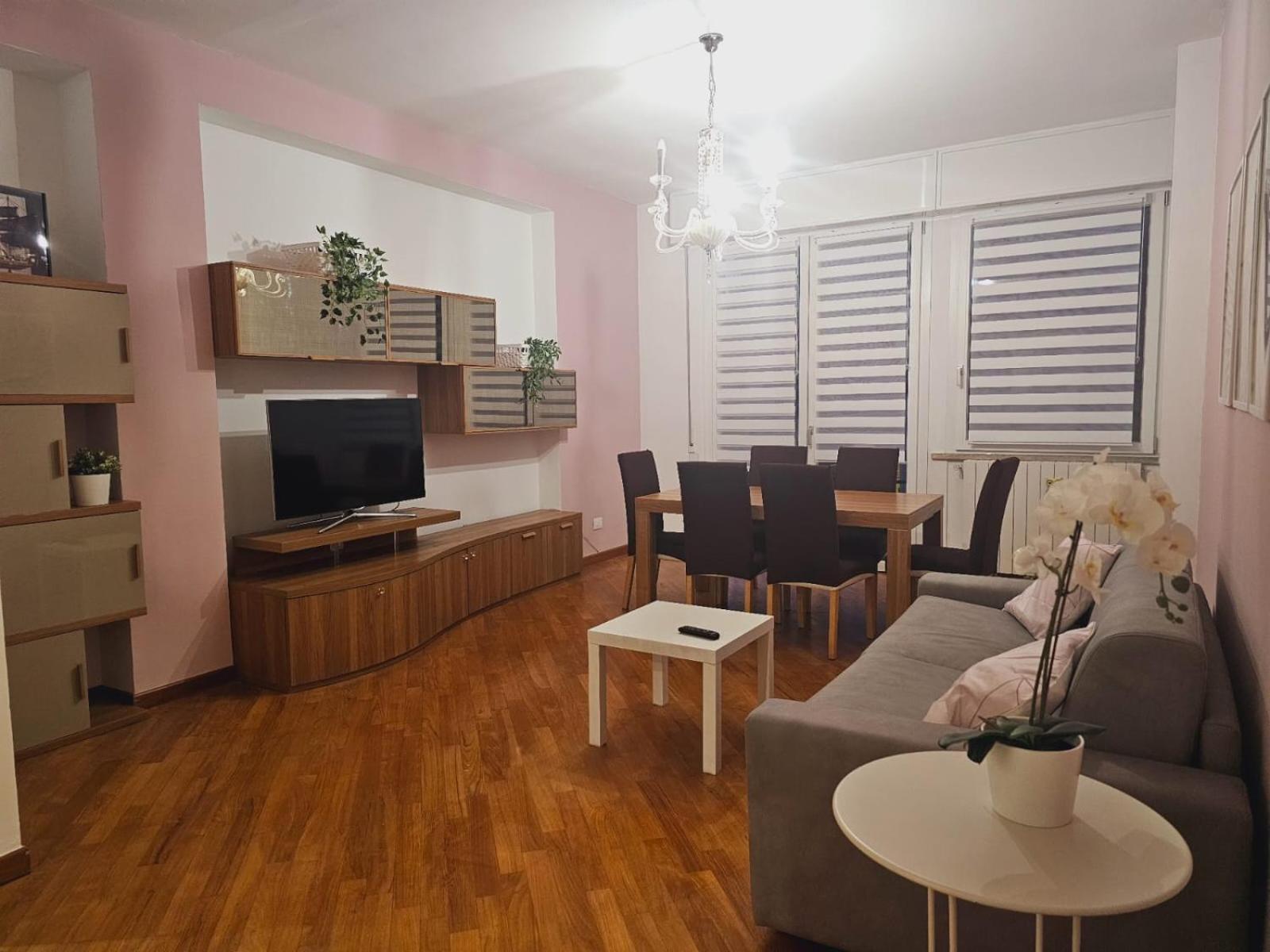 Apartment Queen Chic 2 La Spezia