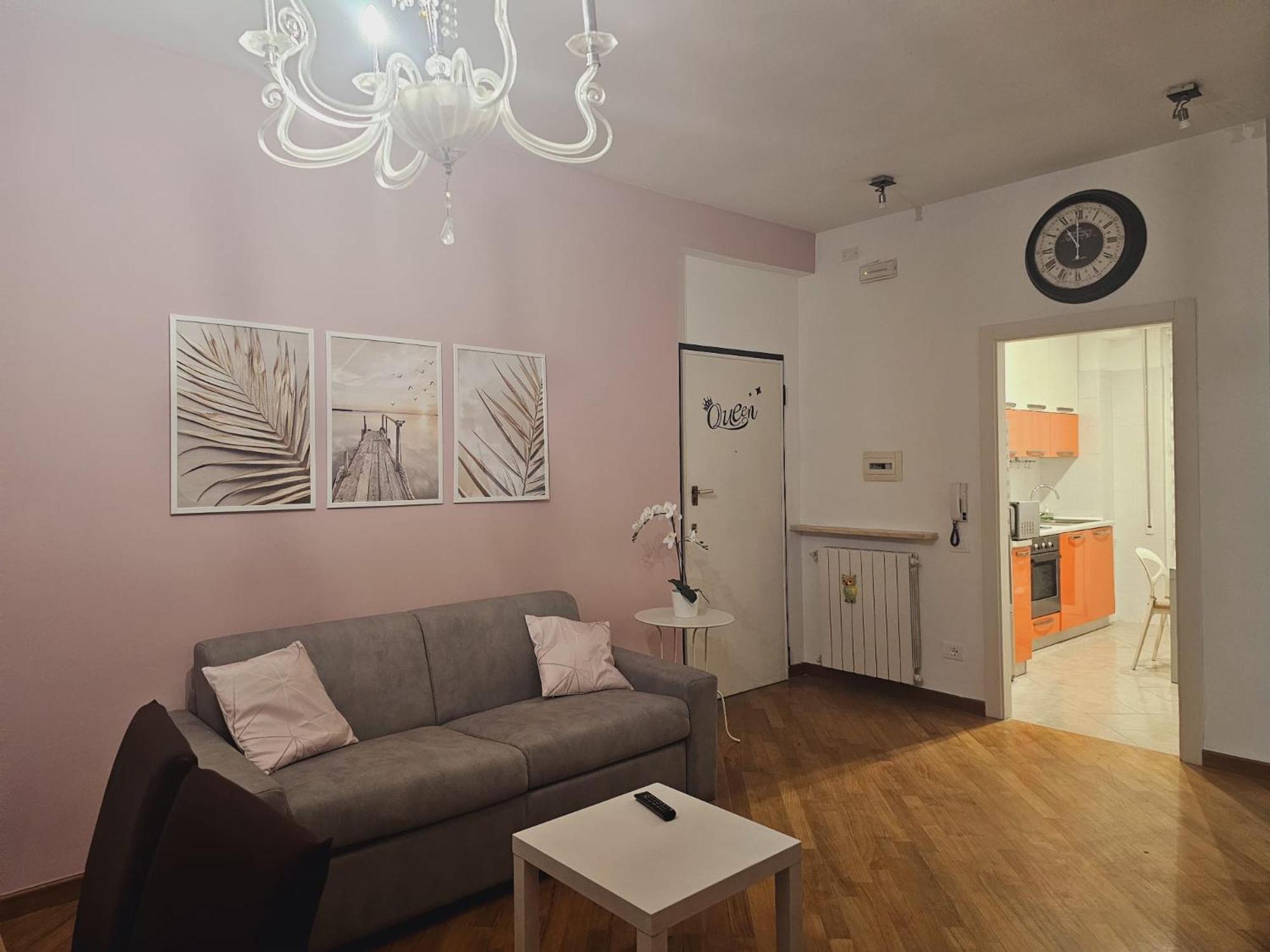 Queen Chic 2 Apartment