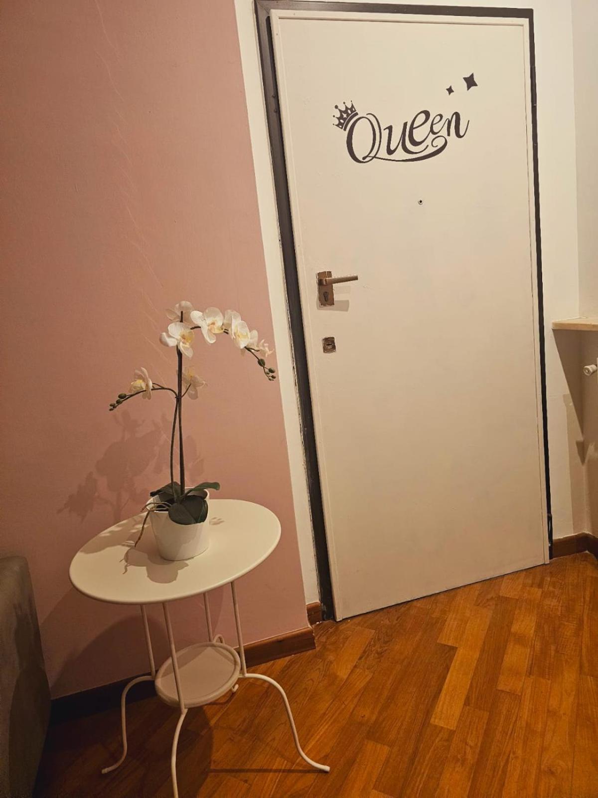 Queen Chic 2 Apartment *